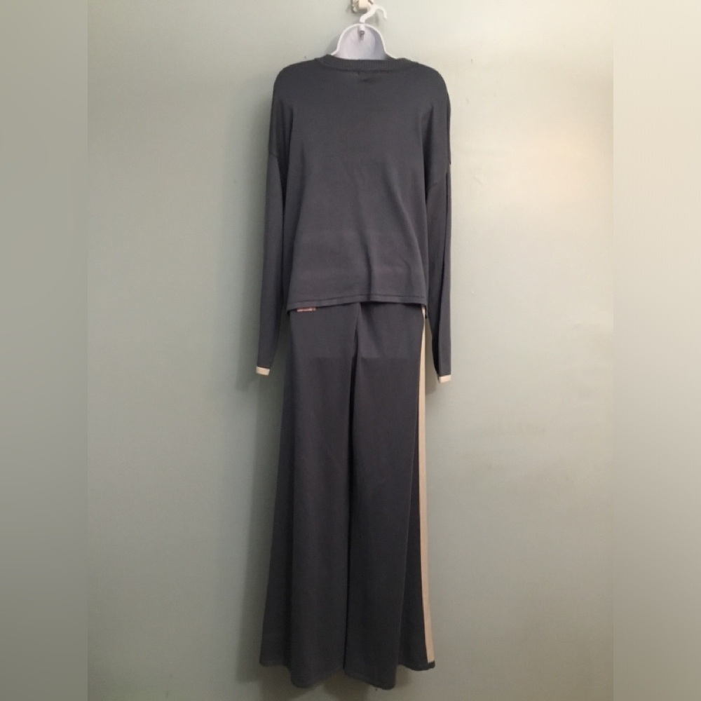 Sincerely Jules Navy Knit Top and Cream Stripe Detail - Picture 3 of 16